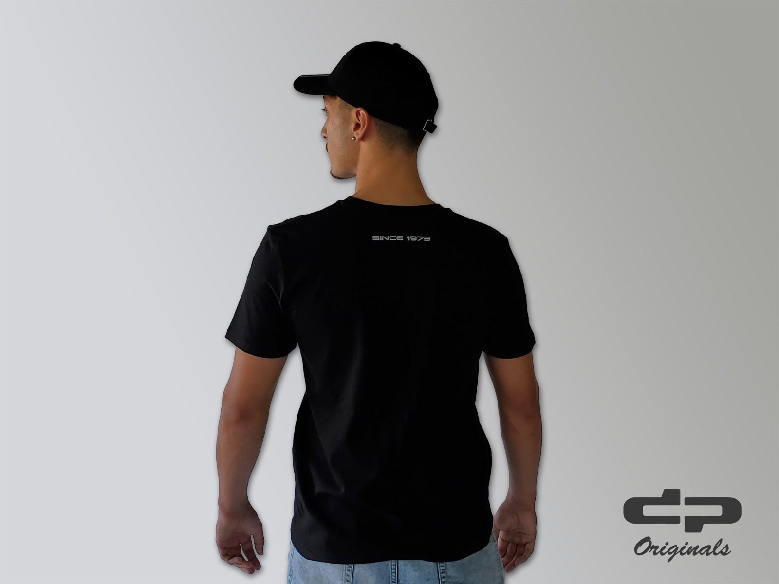 T-Shirt_schwarz_02-Kopie (1)